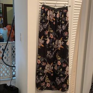 Long floral print maxi skirt